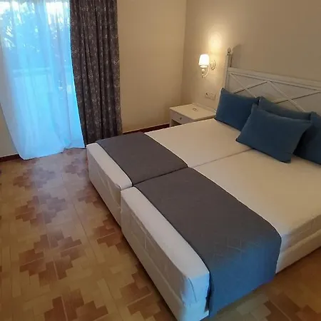 Apartment Dionisia 2 *